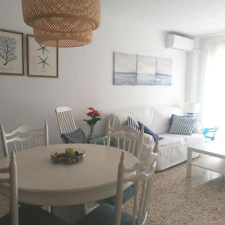 Piso Familiar Con Piscina Y Aparcamiento En Torre Del Mar - Edificio Ronda I Apartment Екстериор снимка