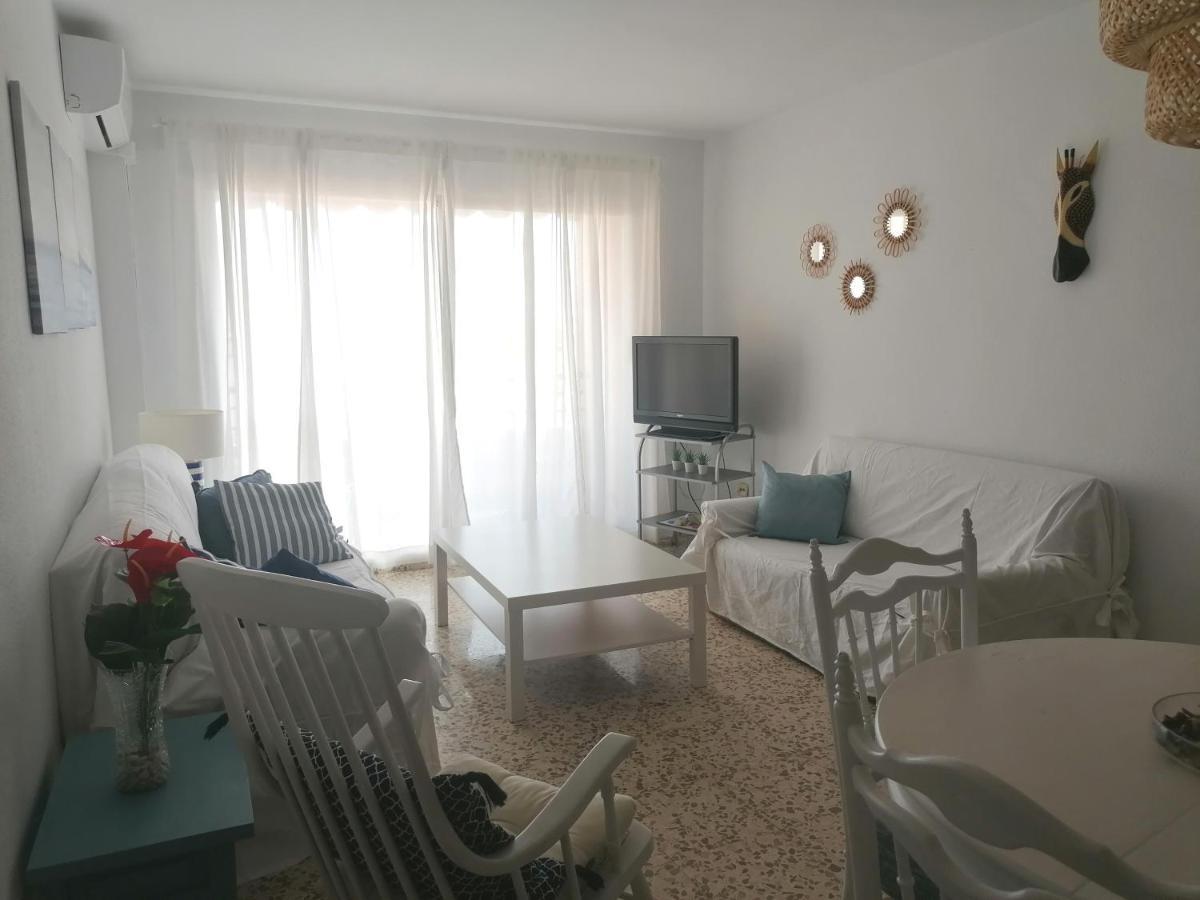 Piso Familiar Con Piscina Y Aparcamiento En Torre Del Mar - Edificio Ronda I Apartment Екстериор снимка